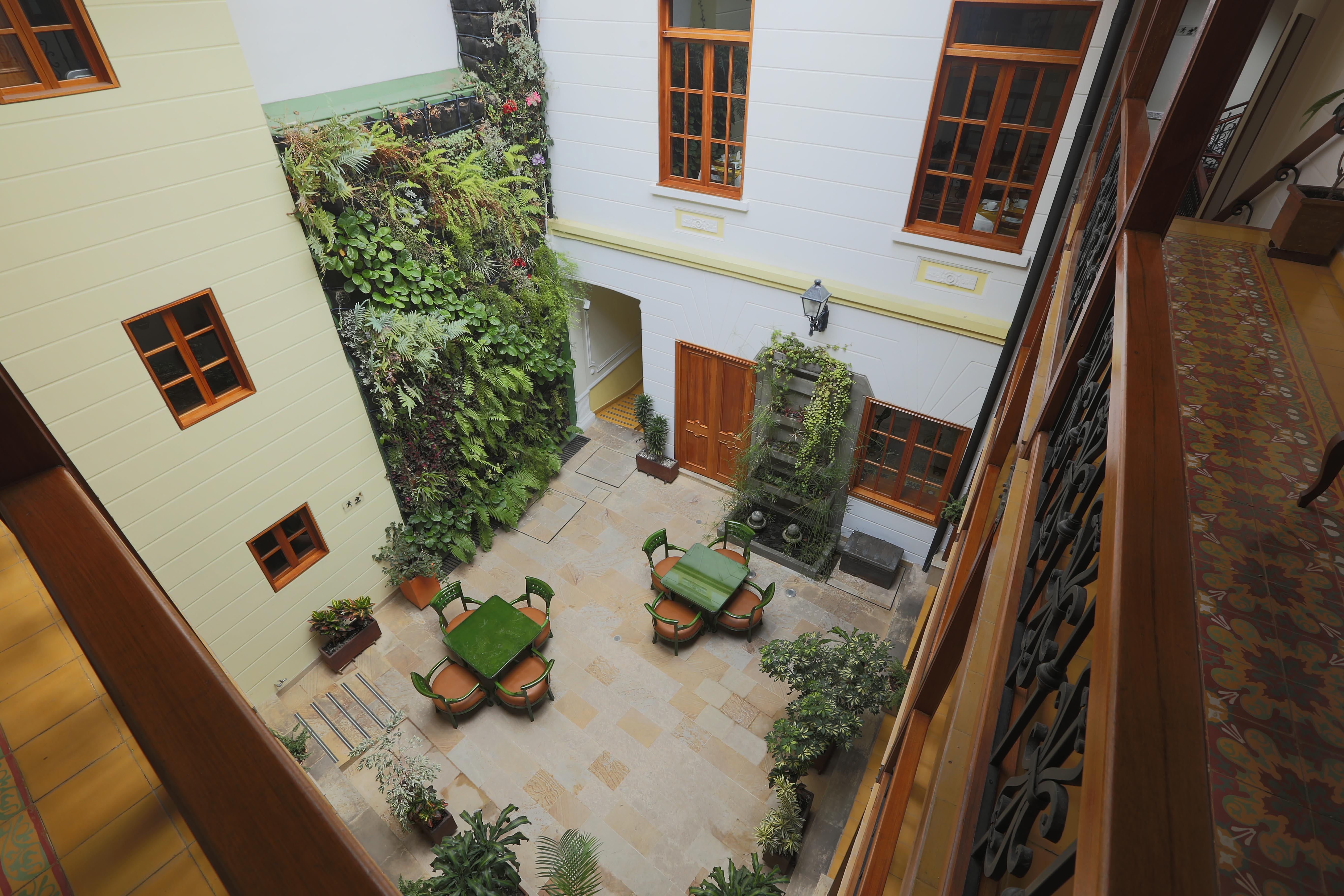 Hotel Santa Lucia Boutique Spa Bogotá Kültér fotó Patio of the University of Valencia