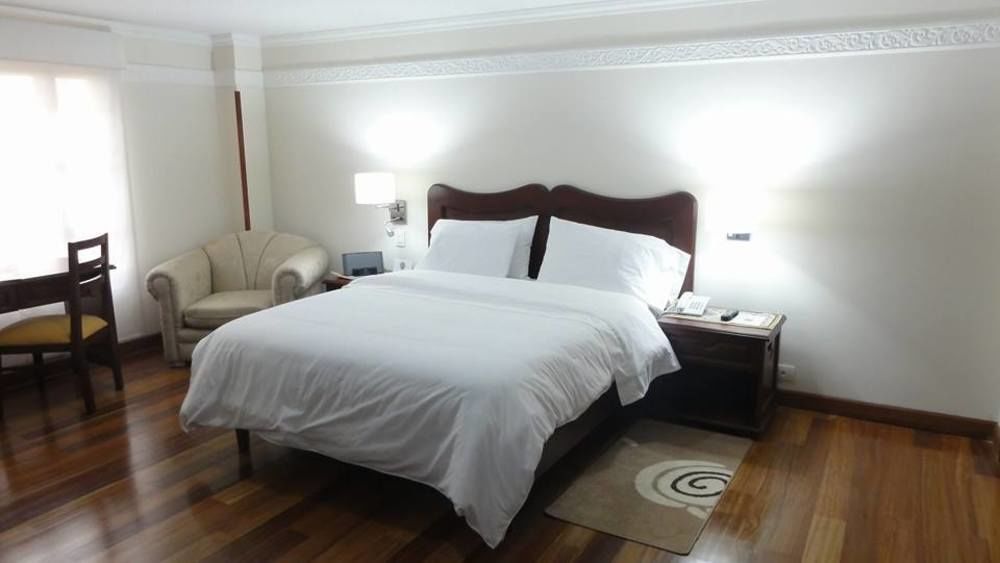 Hotel Santa Lucia Boutique Spa Bogotá Kültér fotó A bedroom at the hotel