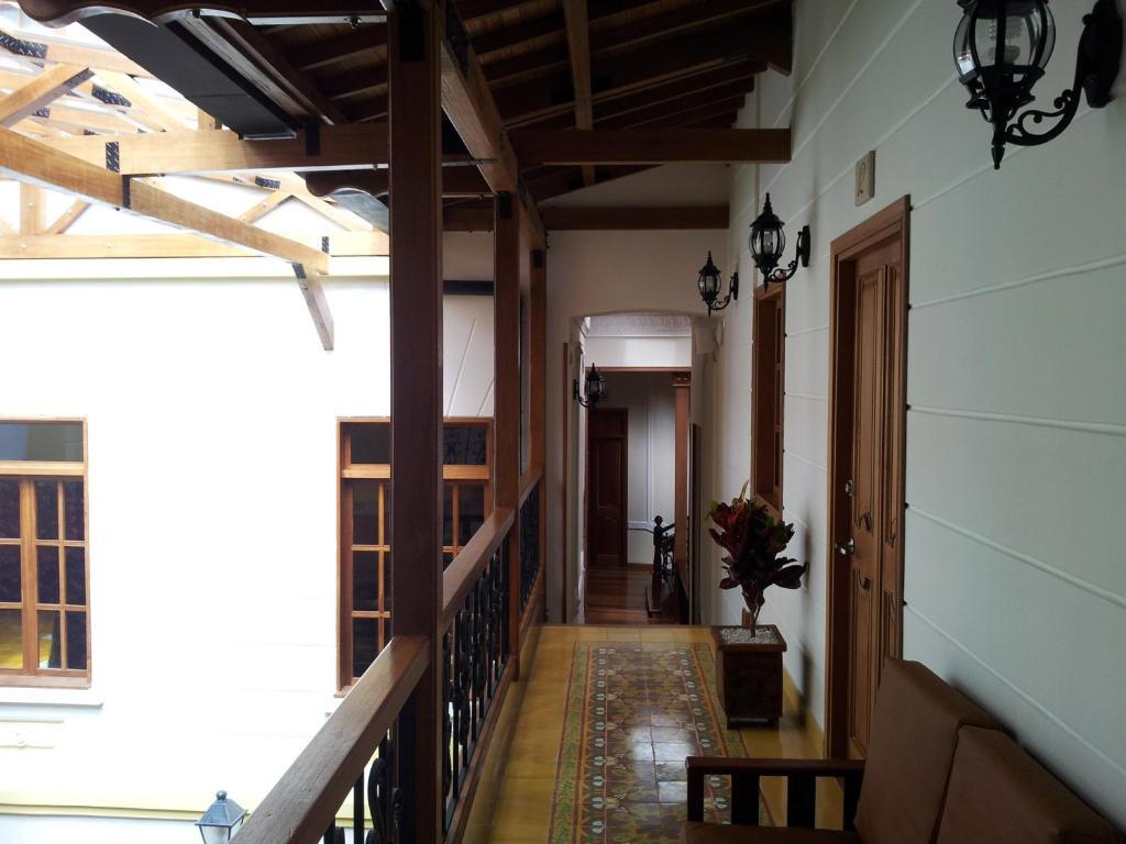 Hotel Santa Lucia Boutique Spa Bogotá Kültér fotó Interior of the house