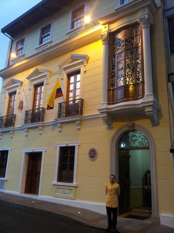 Hotel Santa Lucia Boutique Spa Bogotá Kültér fotó Ecuadorian Embassy in Lima